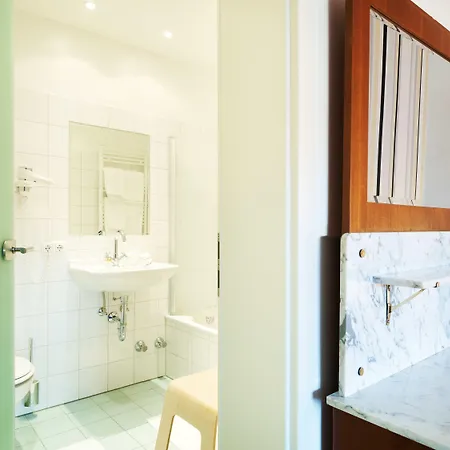 Design-boutique Vosteen 4* Núremberg