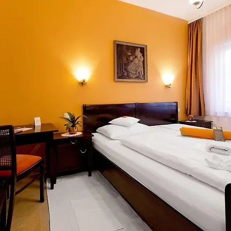 Design-boutique Vosteen 4* Nuremberg