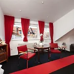 Design-boutique Vosteen מלון
